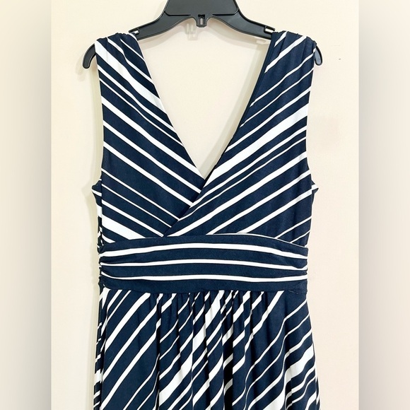 ANN TAYLOR Women’s V Neck Blue White Stripe Sleeveless Maxi Knit Dress Size XS - Picture 5 of 12